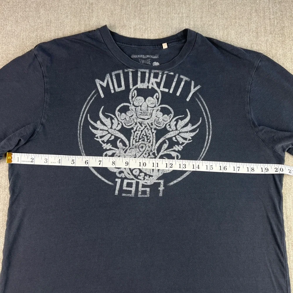 Guess Jeans Vintage T-Shirt Mens Medium Black Motorcity Skull Grunge Muscle Punk - Picture 4 of 8